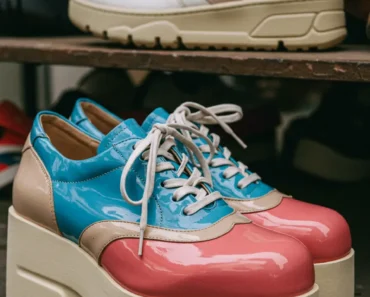 Exploring 70s Style Women’s Shoes: Trends, History, and Modern Revival