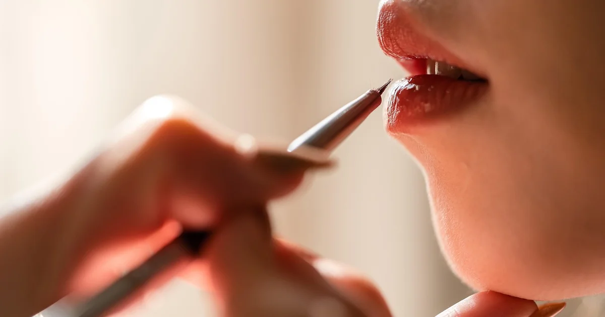 conquer chronically dry lips
