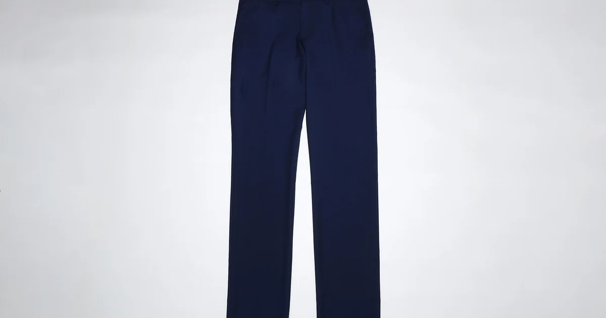 green pants outfit ideas