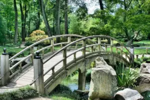 7 Cherry-Filled Ways Through Butchart’s Japanese Garden