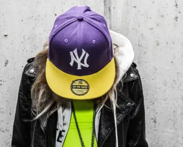 7 Ways NYC Minimalism Is Killing French Girl Style