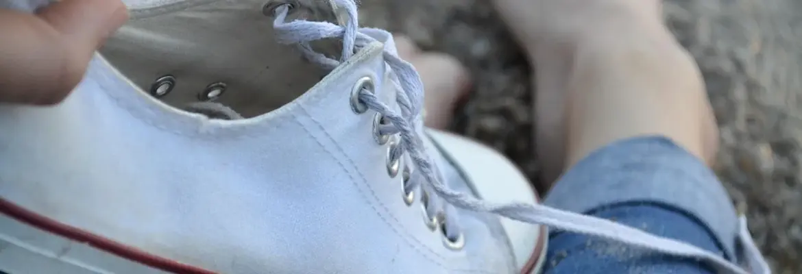 7 Ways Pamela Anderson Styled Her Spring Knit