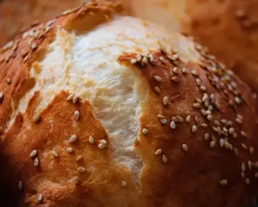 7 Ways to Master the Perfect Slicked Back Bun