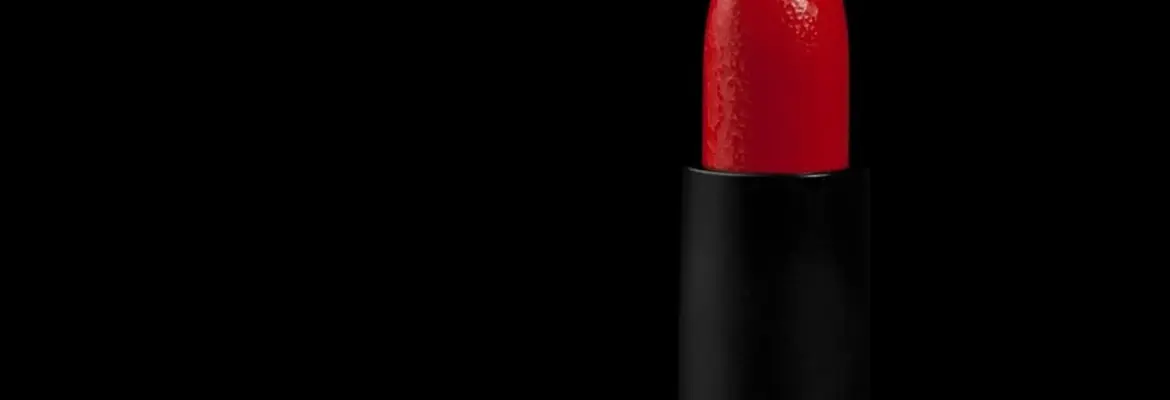 13 Beauty Products It Girls Are Secretly Loving