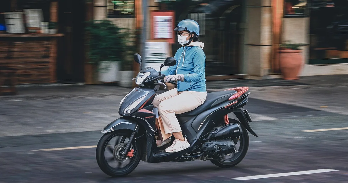 daily habits holding