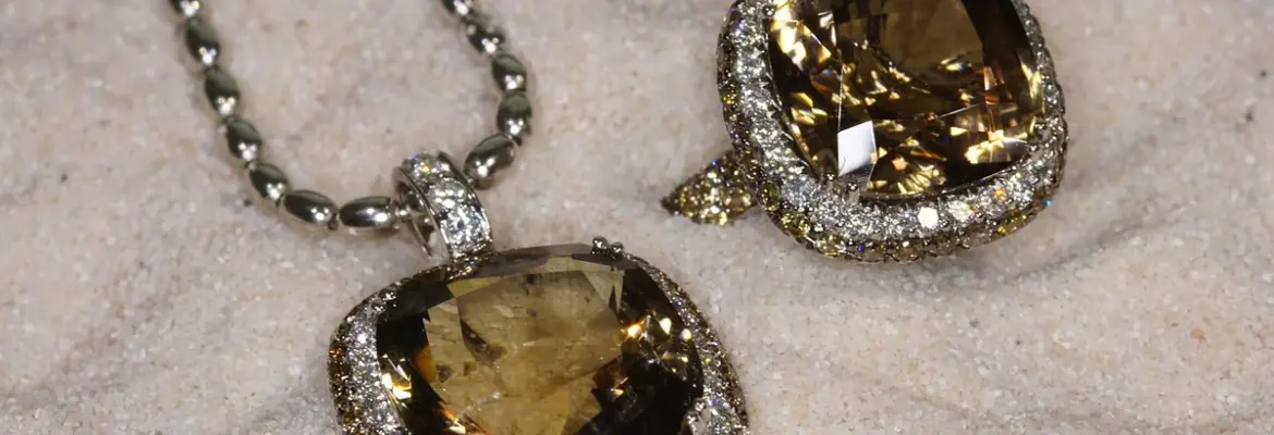 13 Antique Jewelry Trends Defining 2026