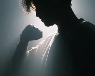 11 Hidden Daily Habits That Keep Holding Your Best Self Back