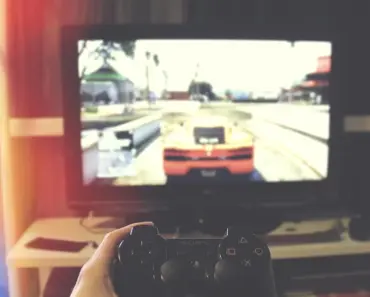 10 Game-Changing Benefits of Choosing a Custom Metal Shower Enclosure