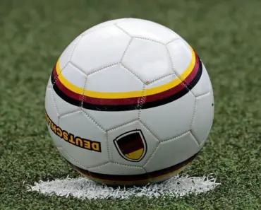 11 Physical Symptoms That Occur When You Suppress Your Emotions