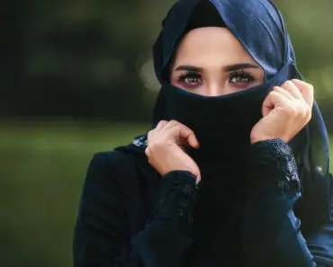 “13 Hidden Traps in Terms and Conditions You Need to Watch Out For”