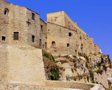 Nicola Coughlan’s Petite Denim Style: 9 Ways to Rock the Trend