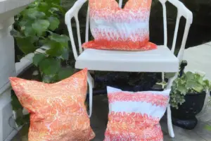 How to Make DIY Outdoor Throw Pillows Using Plastic Grocery Bags