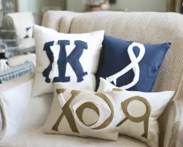 How to Make XO Pillows With DIY Letter Appliques