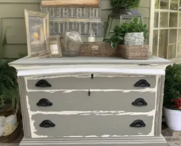 How to Paint and Age Furniture Without Chalk Paint