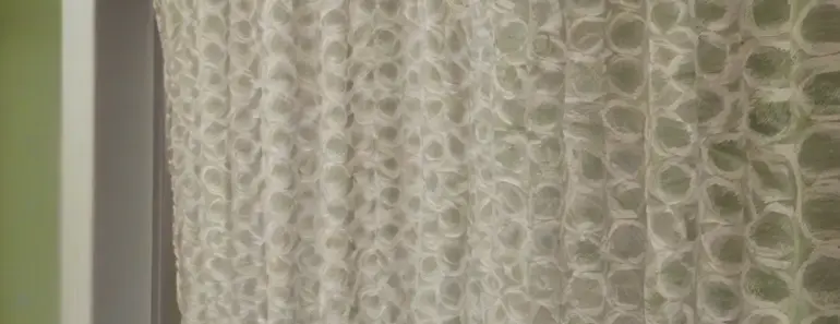 In An Instant: No Sew Window Treatment