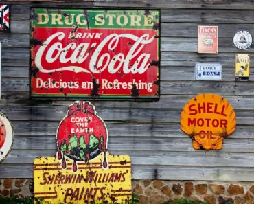 Sherwin Williams “Dress Blues” Painted Kitchen Island