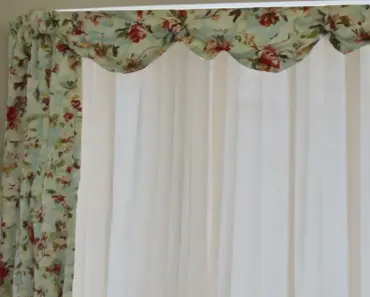 Quick and Easy No Sew Box Style Window Valance Quick and Easy No Sew Box Style Window Valance