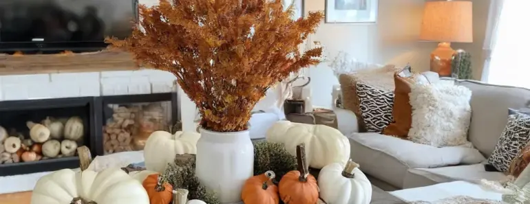 Simple Fall Decor in My Living Room