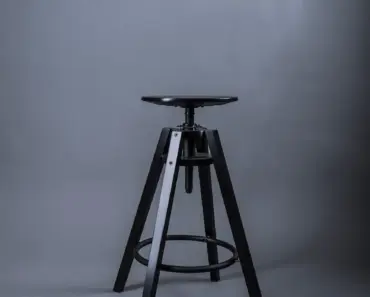 The Stool That Nobody Wanted Made Into an Ottoman