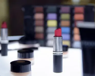 13 Nordstrom Beauty Products Editors Love