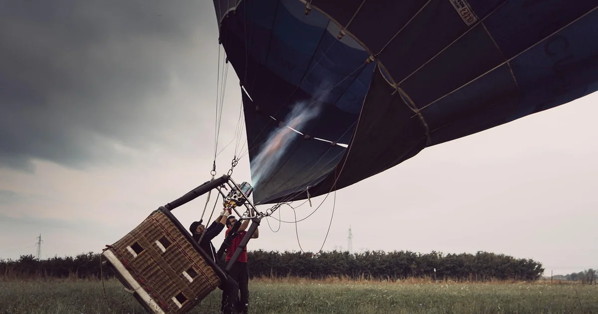 linen balloon trousers