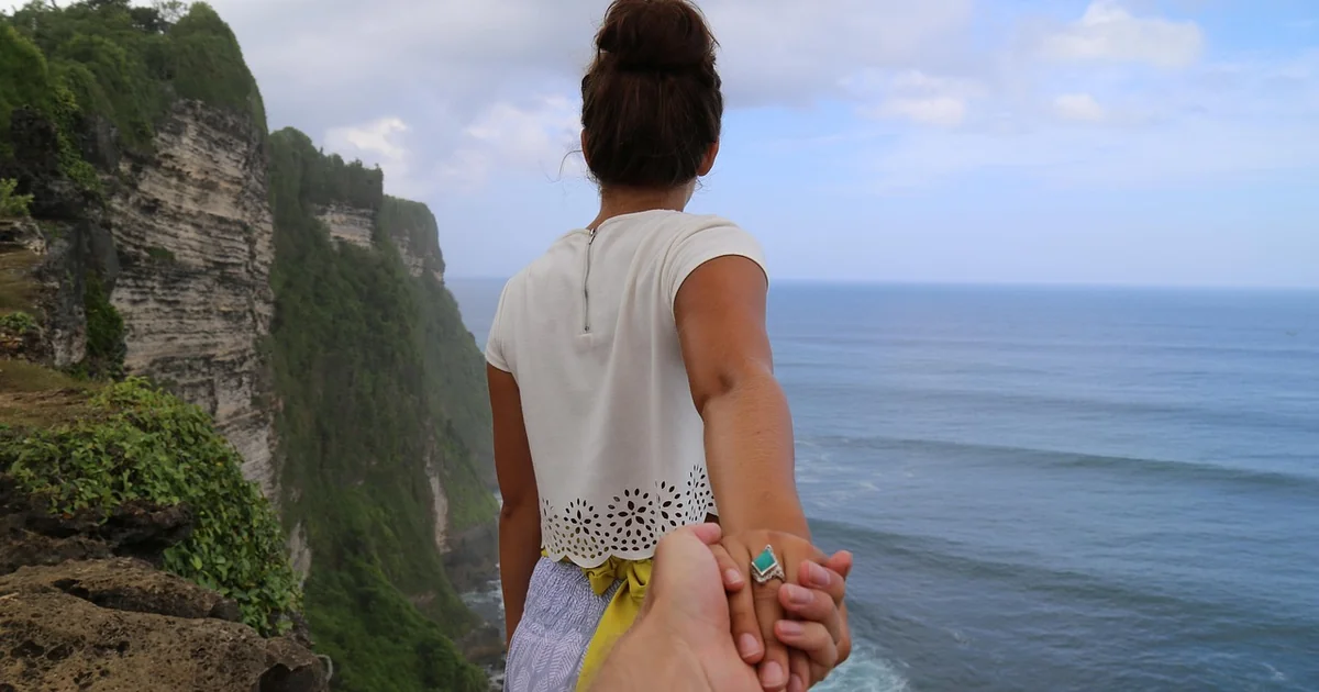 3 Daily Habits That Keep Holding 96 Percent of Us Back