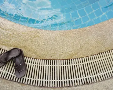 5 Best The Row Flip-Flops to Invest In Now 5 Best The Row Flip-Flops to Invest In Now