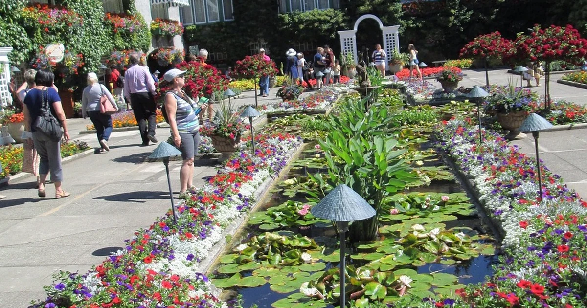 Cherry’s Spring Prelude Tour: 5 Butchart Gardens Wonders