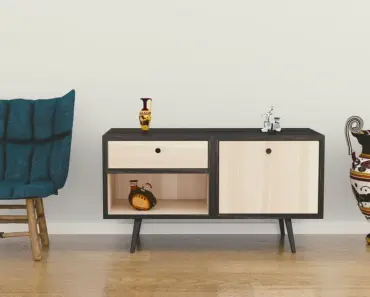 13 Feng Shui Tips: Bed Aligned with Door
