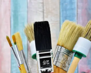 7 Honest Reviews: Best LED Hair Brushes