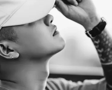 Rihanna Just Wore 5 Specific Baseball Cap Looks in NYC