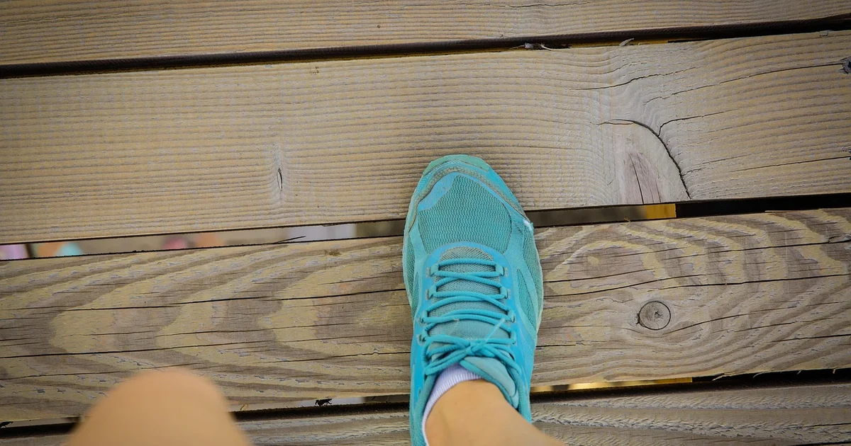 summer sneaker trends