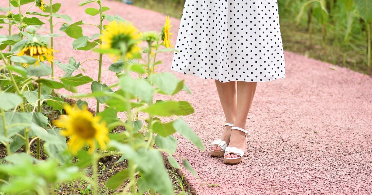 polka dot summer chic