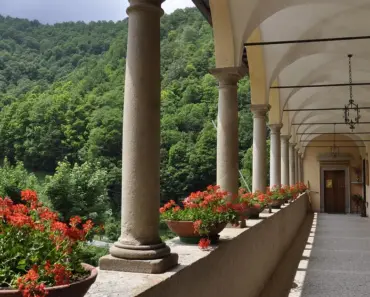 5 Front Porch Features That Are Always Eyesores