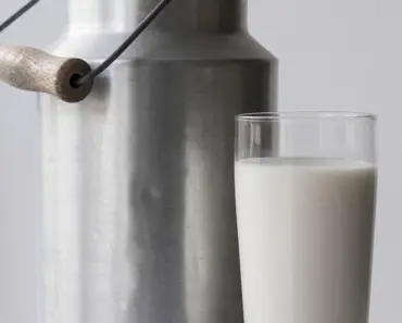 7 Best Tanning Milks for Easy Golden Glow