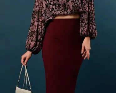 Bruna Wore Loafers With This Skirt Trend for Date