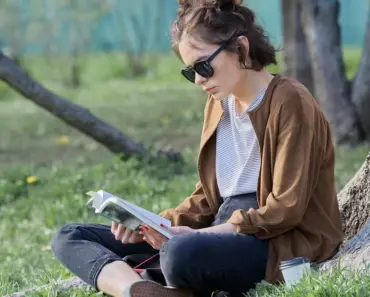 5 Summer Trends It Girls Are Already Wearing With Jeans