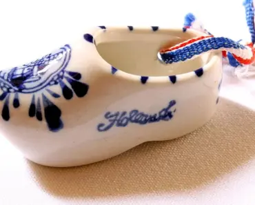 I Found the 13 Best Clogs for Spring 2026
