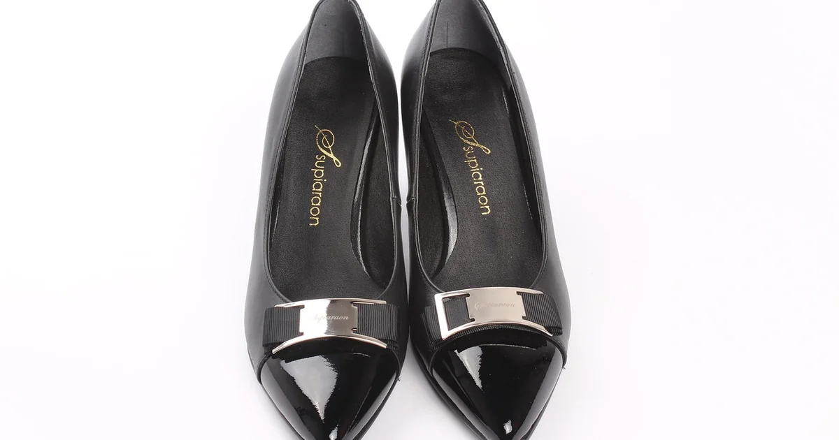 maude apatow dress heels