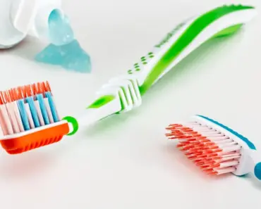 Pro Cleaners Say: 7 Things to Clean Every Weekend