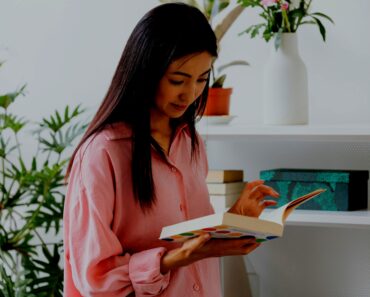 Personal Growth Books for Women: 10 Reads to Overcome Self-Doubt Personal Growth Books for Women: 10 Reads to Overcome Self-Doubt