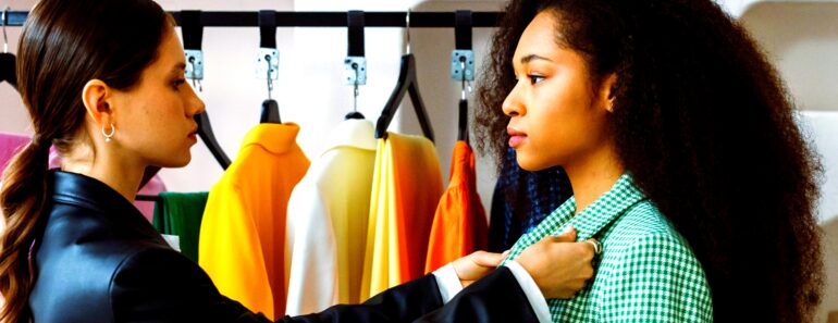 How to Become a Personal Stylist: Costs, Incentives, and Requirements