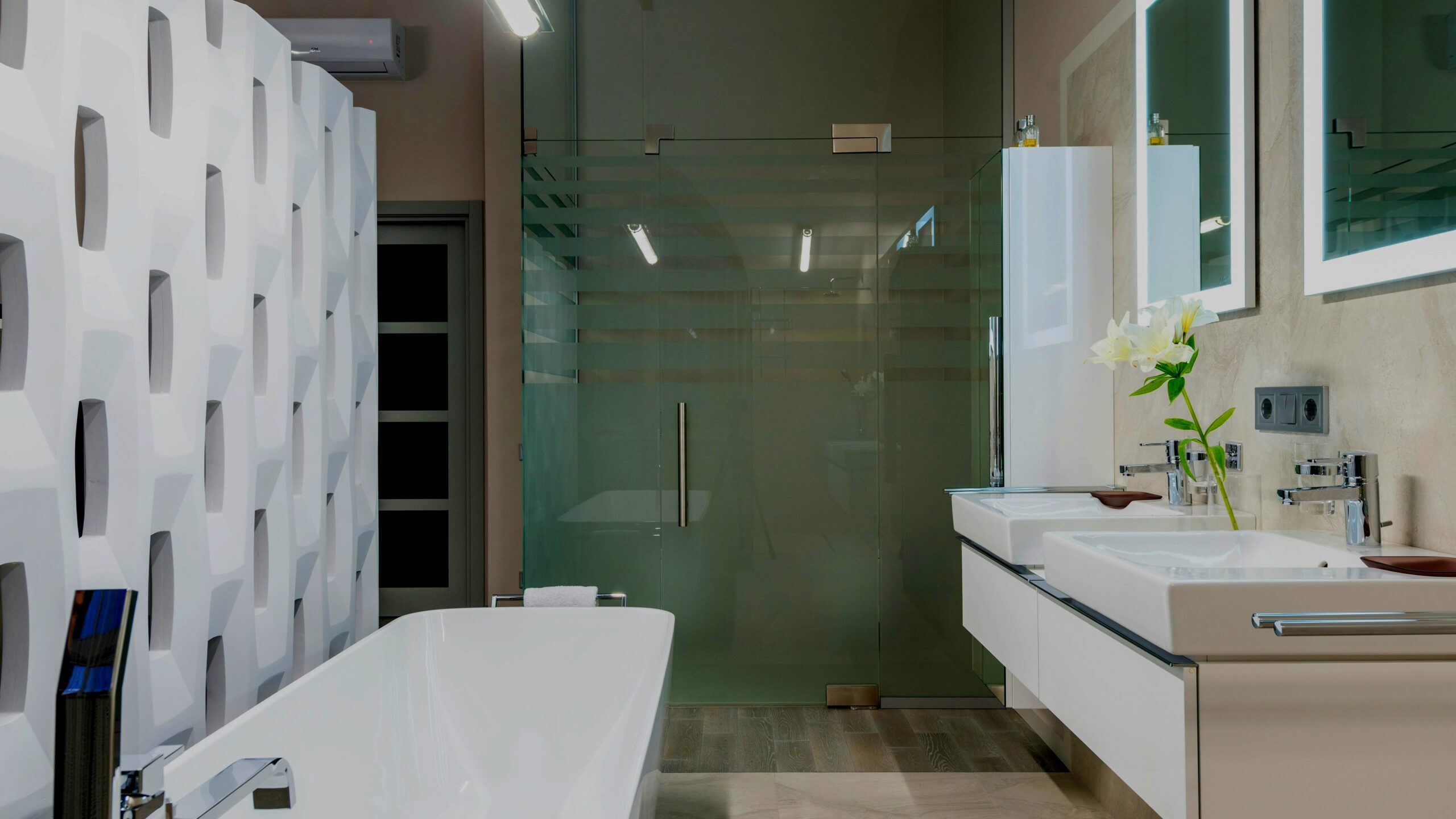 Dream style bathroom with large floor tiles and floor-level shower featuring KALDEWEI products.