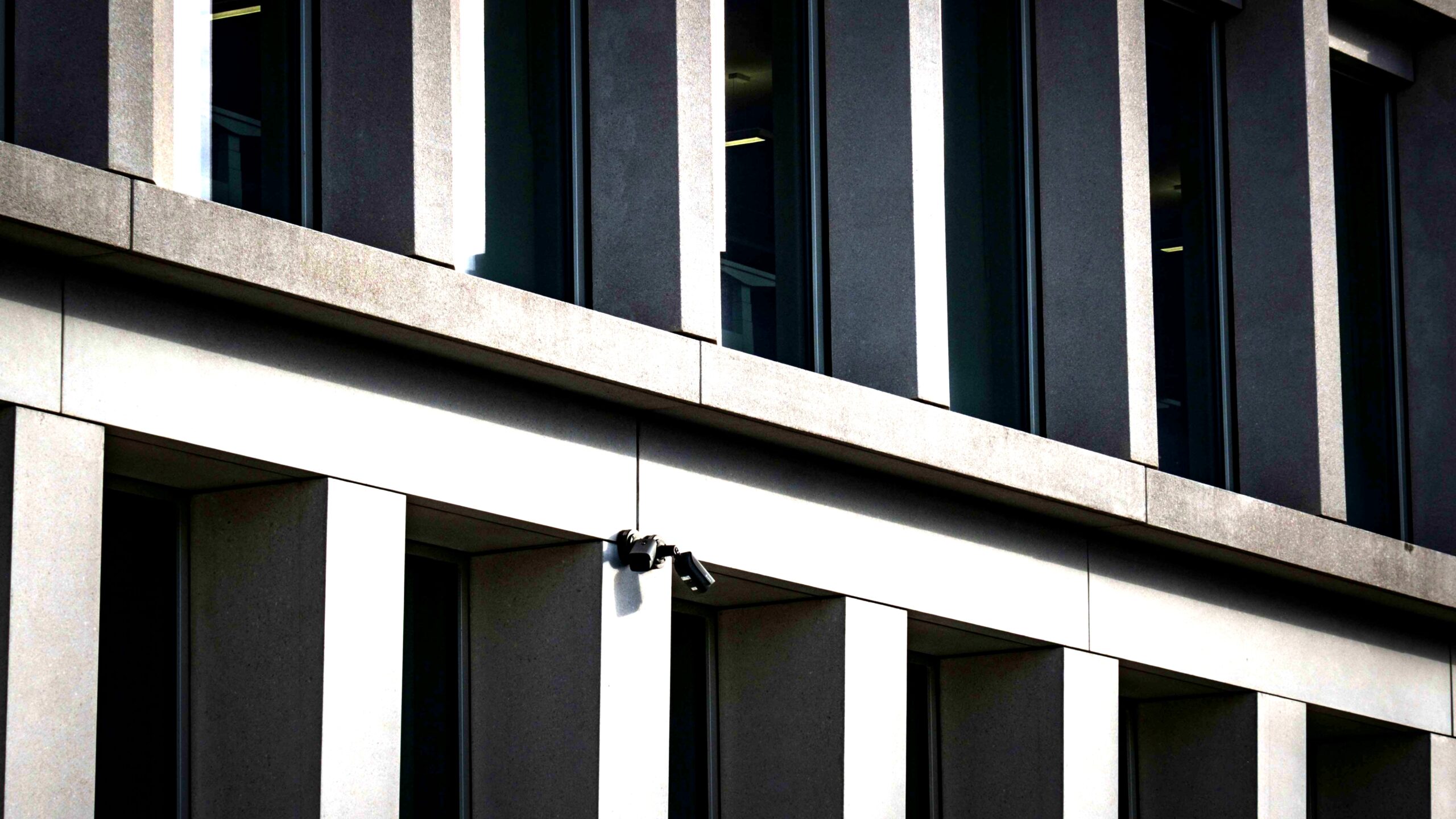 Ellipse Security supplies discounted security cameras for business outdoor use with free support and lead referrals.