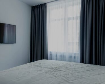 Curtain Color Combinations: A Complete Guide for Bedrooms