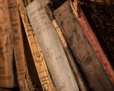 7 Personal Growth Books to Read This Season