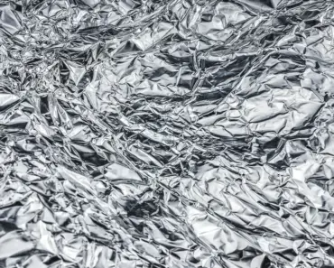 How to Grow and Care for a Low-Maintenance Aluminum Plant