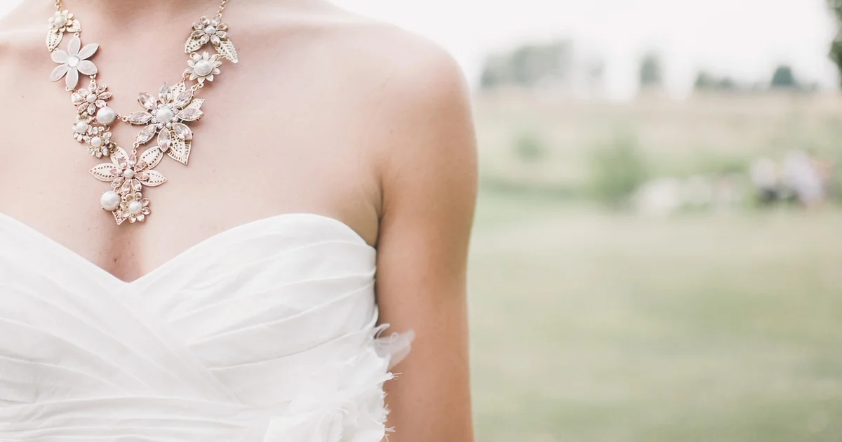 Summer wedding guest style